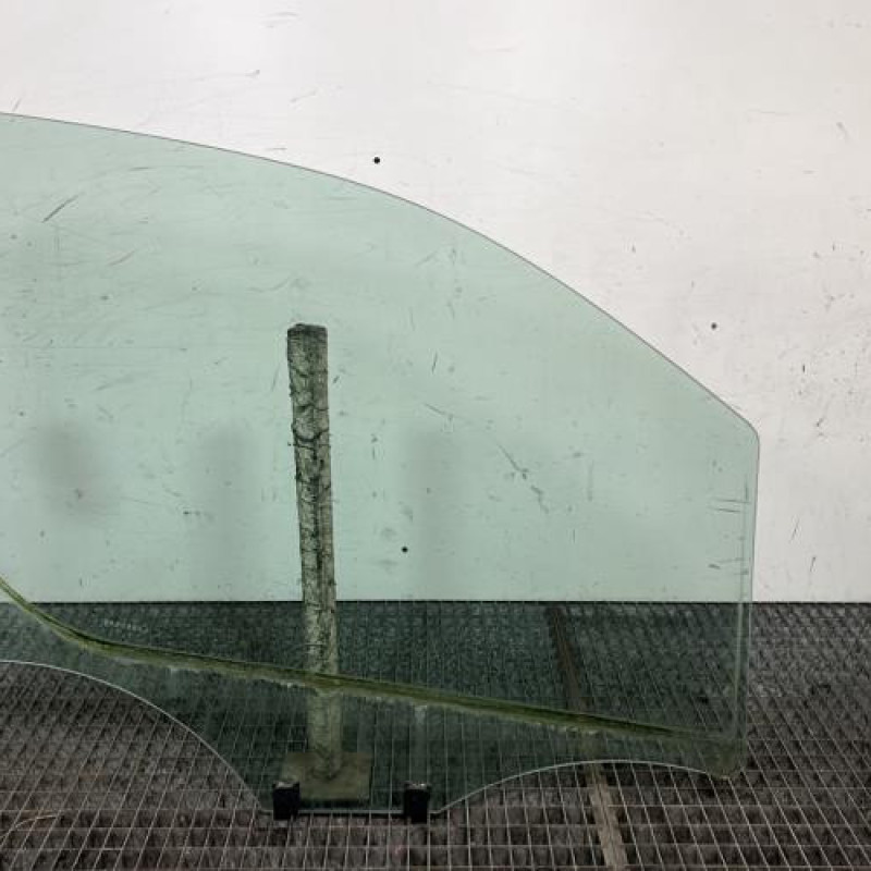 Vitre avant gauche OPEL VIVARO 3 Photo n°4