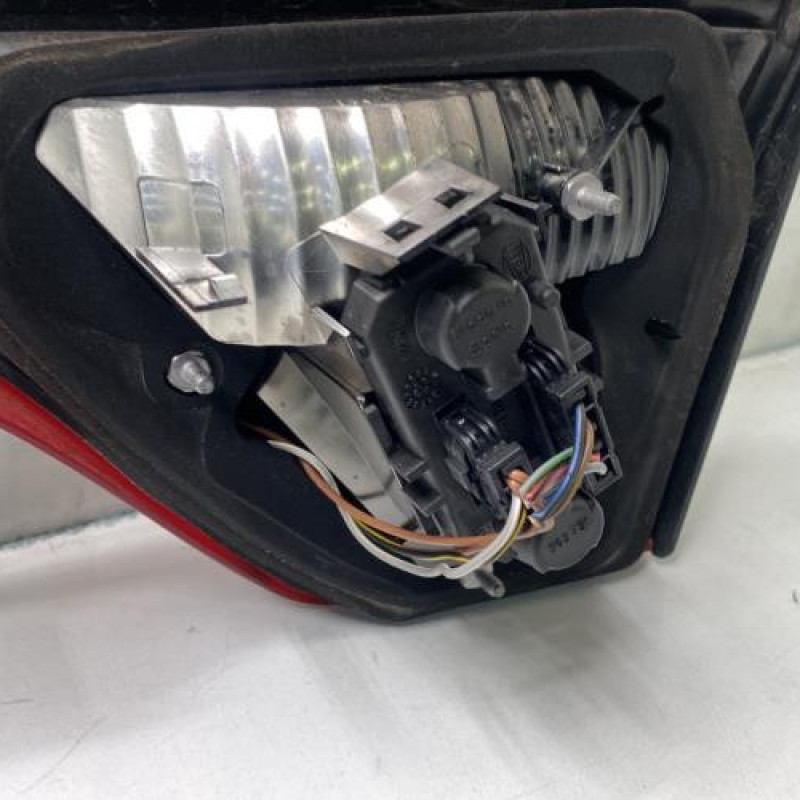 Bandeau de feu malle/hayon SEAT TOLEDO 2 Photo n°6