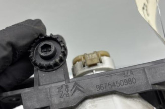 Anti brouillard droit (feux) PEUGEOT 208 1