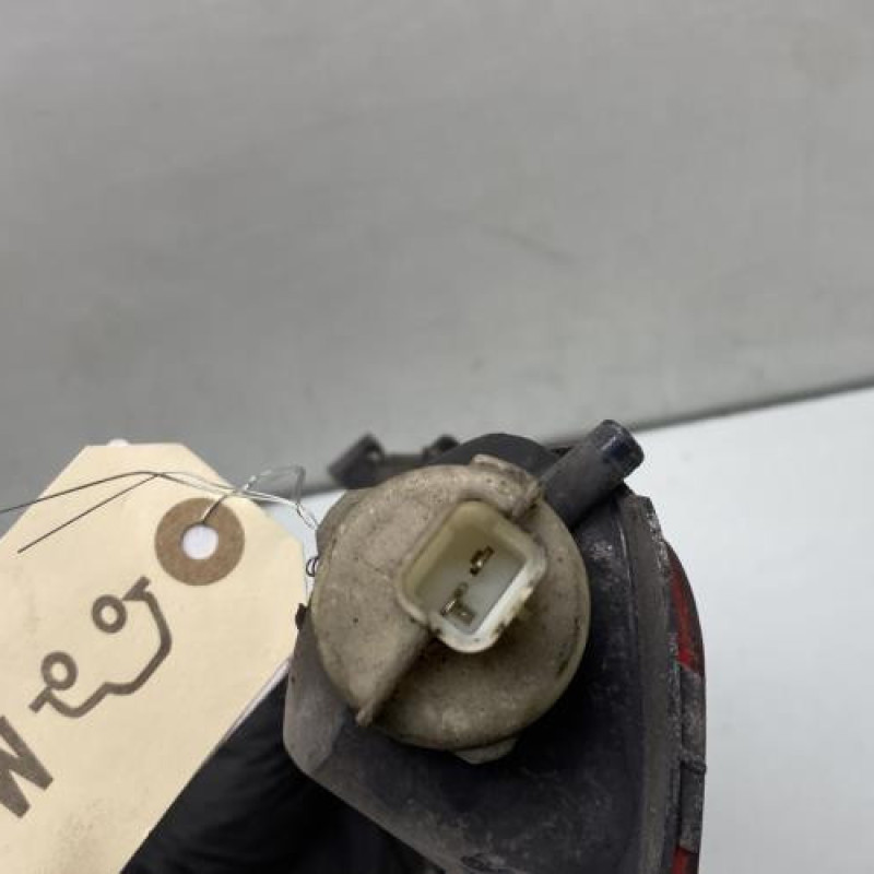 Anti brouillard arriere gauche CITROEN C4 PICASSO 1 Photo n°3