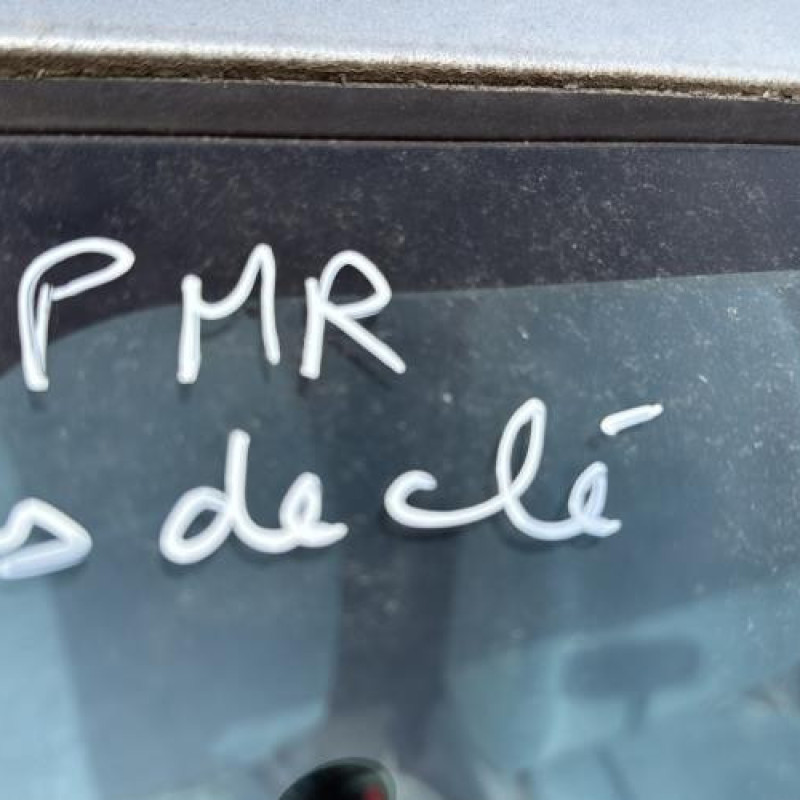 Bras essuie glace avant droit TOYOTA YARIS 1 Photo n°14