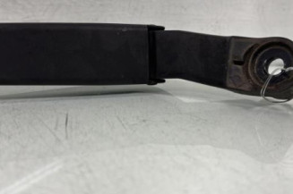 Bras essuie glace avant gauche TOYOTA YARIS 1