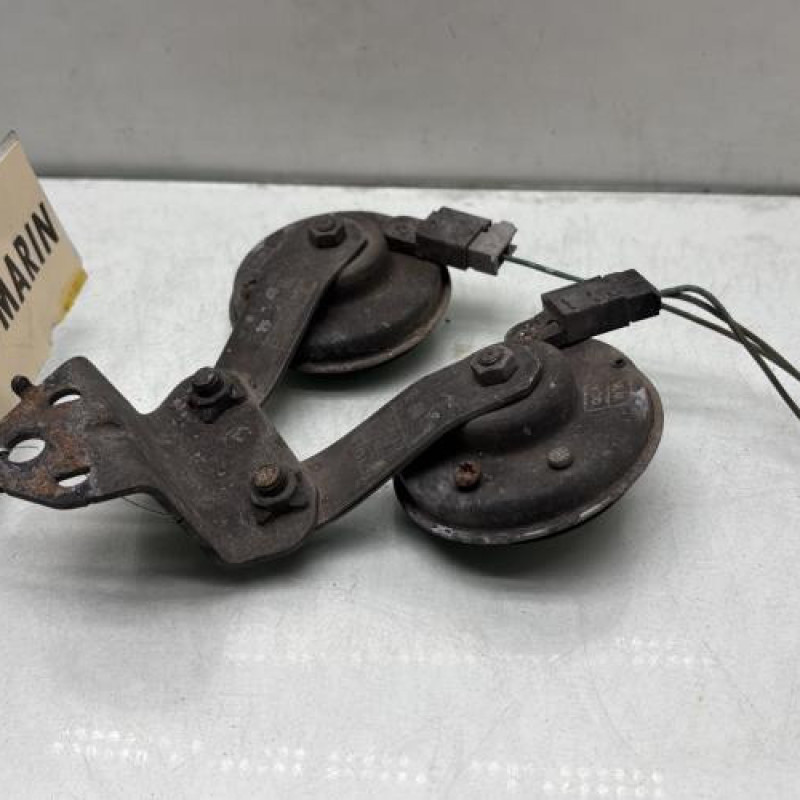 Avertisseur/Klaxon TOYOTA AVENSIS 3 Photo n°2