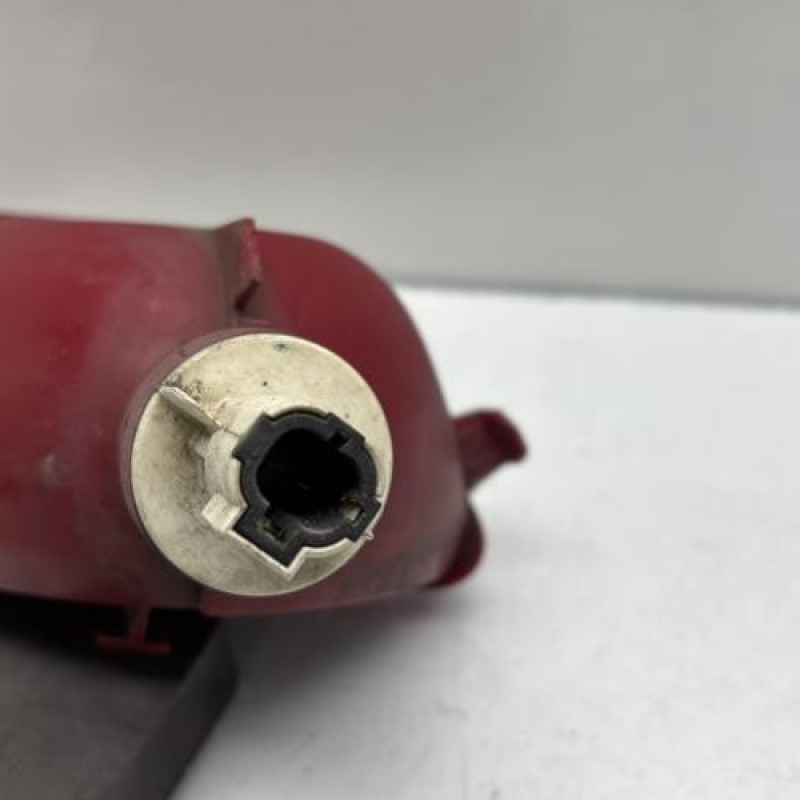 Anti brouillard arriere gauche CITROEN C4 1 Photo n°3