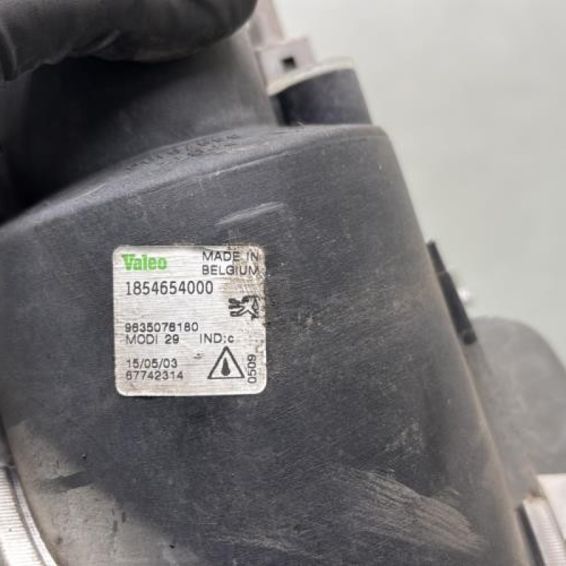 Anti brouillard gauche (feux) PEUGEOT 206 Photo n°4