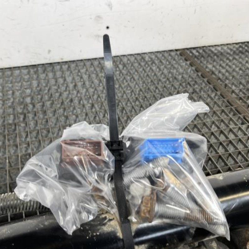 Attelage (boule de remorquage) OPEL VIVARO 3 Photo n°3