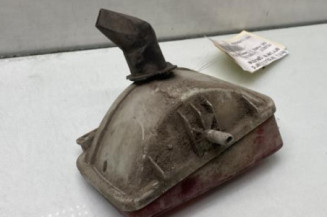 Anti brouillard arriere gauche PEUGEOT 205