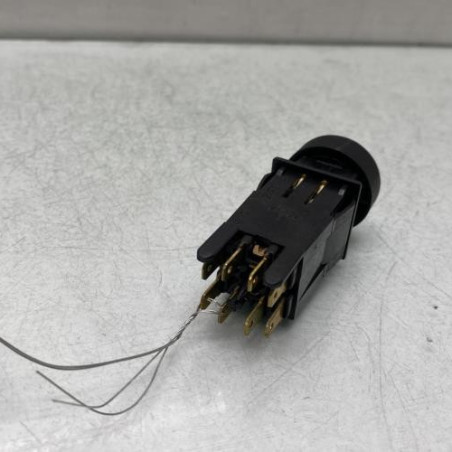 Bouton de warning PEUGEOT 205