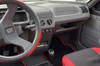 Compteur PEUGEOT 205