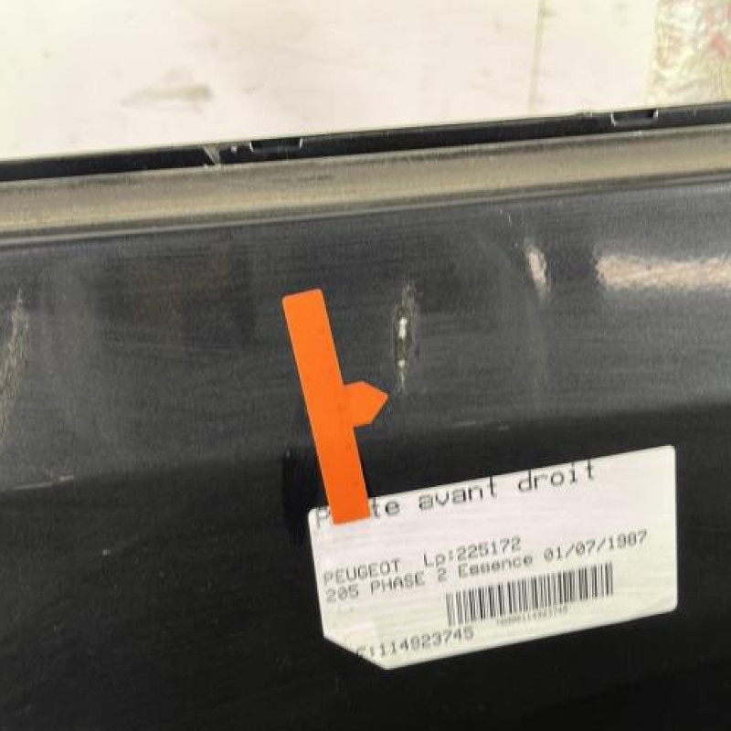Porte avant droit PEUGEOT 205 Photo n°3