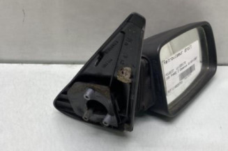 Retroviseur droit PEUGEOT 205