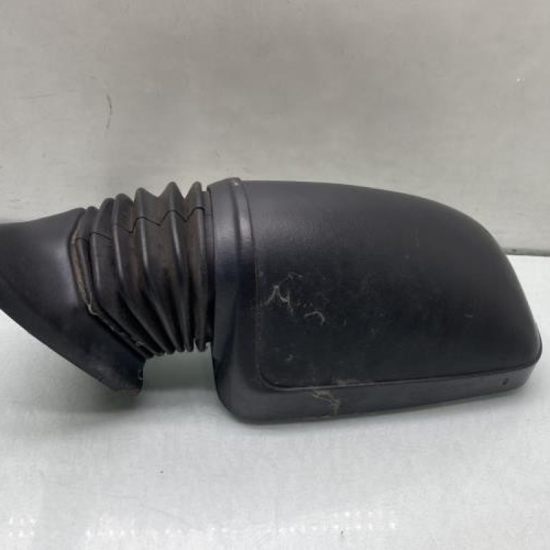 Retroviseur gauche PEUGEOT 205 Photo n°4