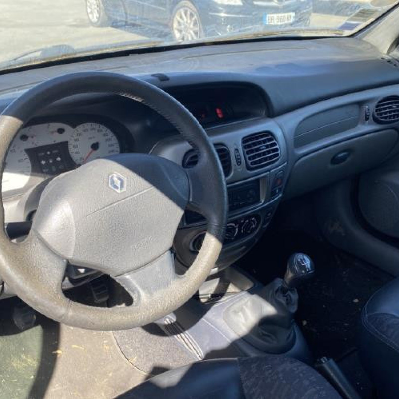 Moteur RENAULT MEGANE 1 Photo n°13