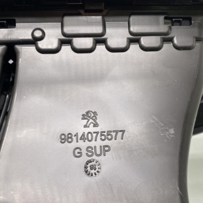 Aerateur tableau de bord PEUGEOT 5008 2 Photo n°4