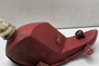 Anti brouillard arriere droit PEUGEOT 5008 2