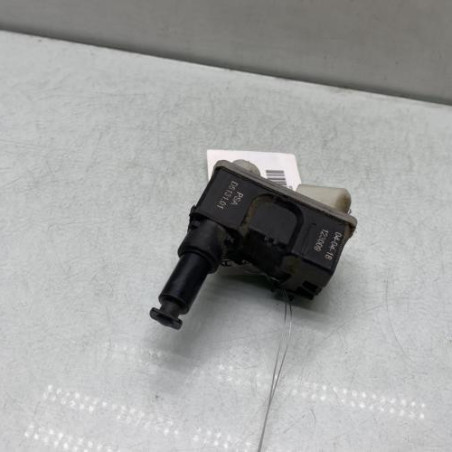 Actionneur verrou trappe d'essence PEUGEOT 5008 2