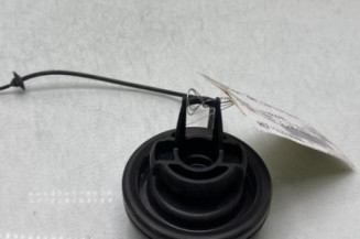 Bouchon de carburant PEUGEOT 5008 2