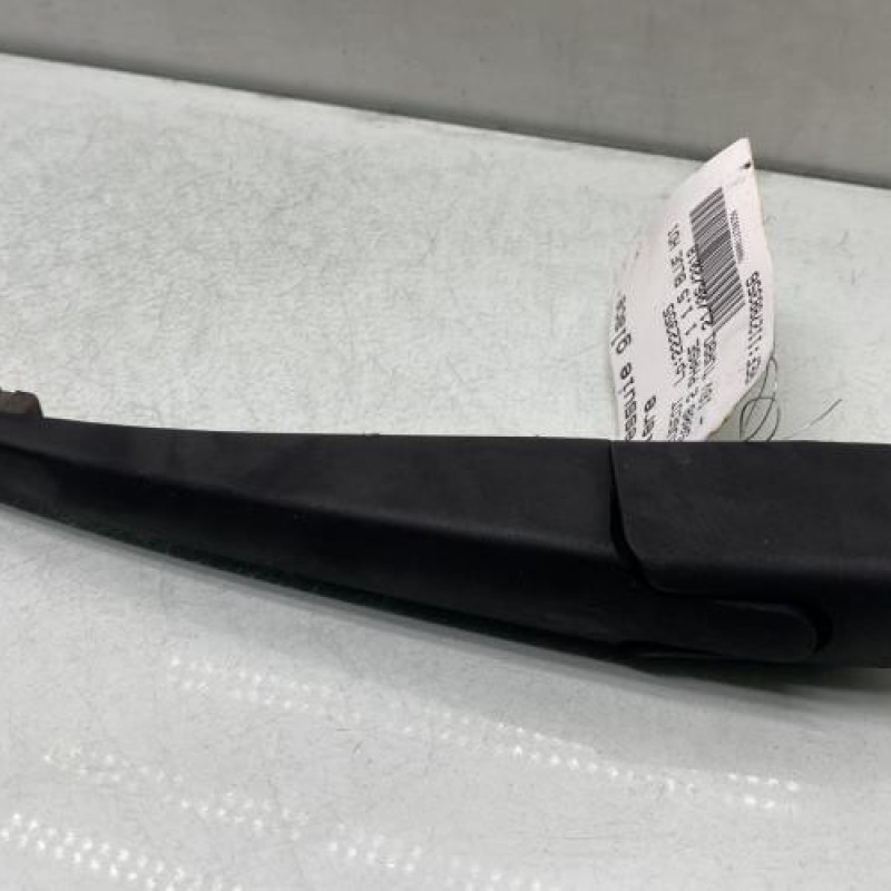 Bras essuie glace arriere PEUGEOT 5008 2 Photo n°1