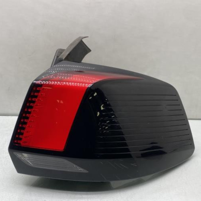 Feu arriere principal droit (feux) PEUGEOT 5008 2 Photo n°1