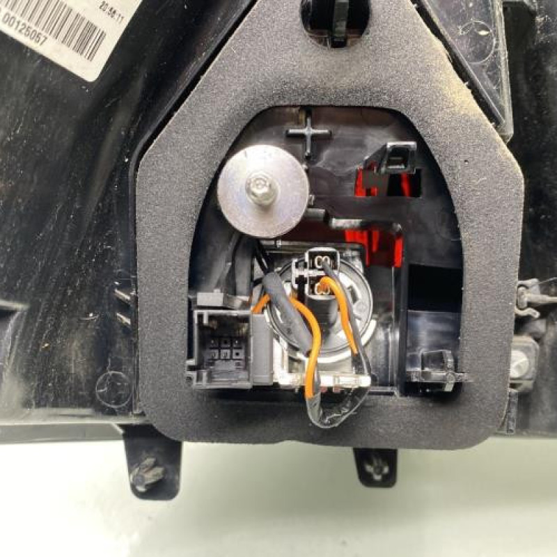 Feu arriere principal droit (feux) PEUGEOT 5008 2 Photo n°5