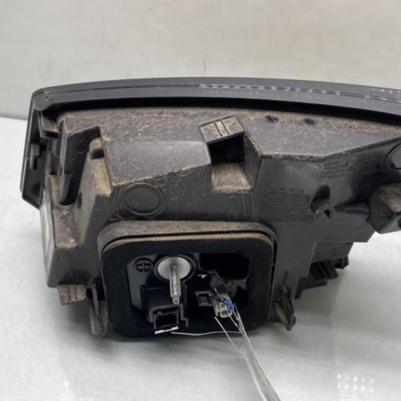 Feu arriere secondaire gauche (feux) PEUGEOT 5008 2 Photo n°2