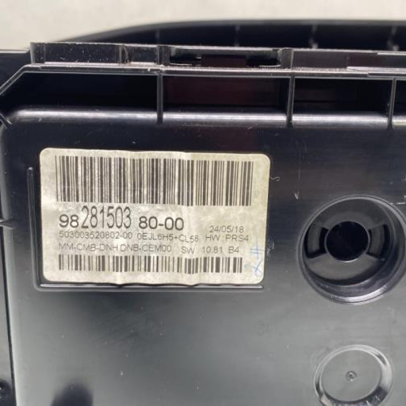 Compteur PEUGEOT 5008 2 Photo n°4