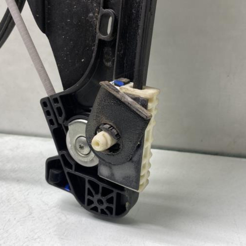 Leve vitre electrique avant gauche PEUGEOT 5008 2 Photo n°2