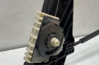 Leve vitre electrique avant gauche PEUGEOT 5008 2