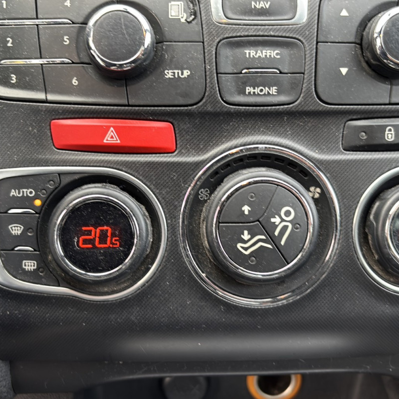 CITROEN DS4 PHASE 1 1.6 HDI - 8V TURBO Photo n°18