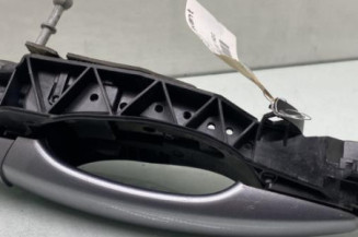 Poignee porte avant gauche PEUGEOT 5008 2