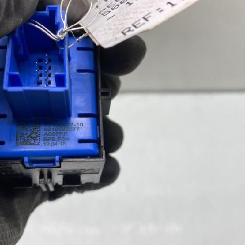 Poignee electrique frein a main PEUGEOT 5008 2 Photo n°4