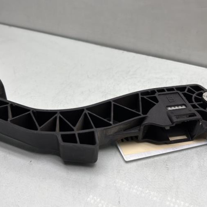 Pedale d'embrayage PEUGEOT 308 2 Photo n°3