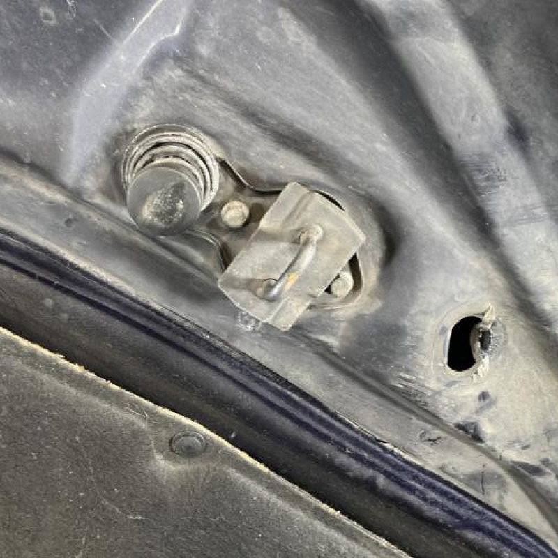 Capot MERCEDES CLASSE R 251 Photo n°8