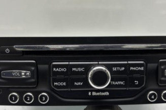 Autoradio d'origine PEUGEOT 5008 1 Photo n°1