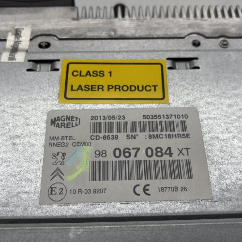 Autoradio d'origine PEUGEOT 5008 1 Photo n°3