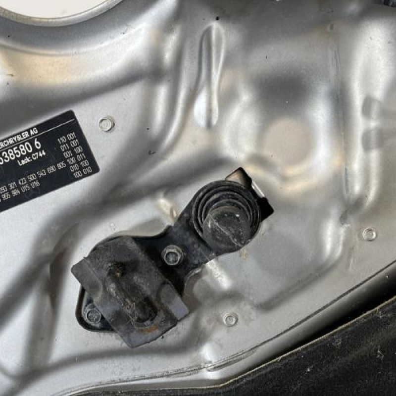 Capot MERCEDES CLASSE E 211 Photo n°8