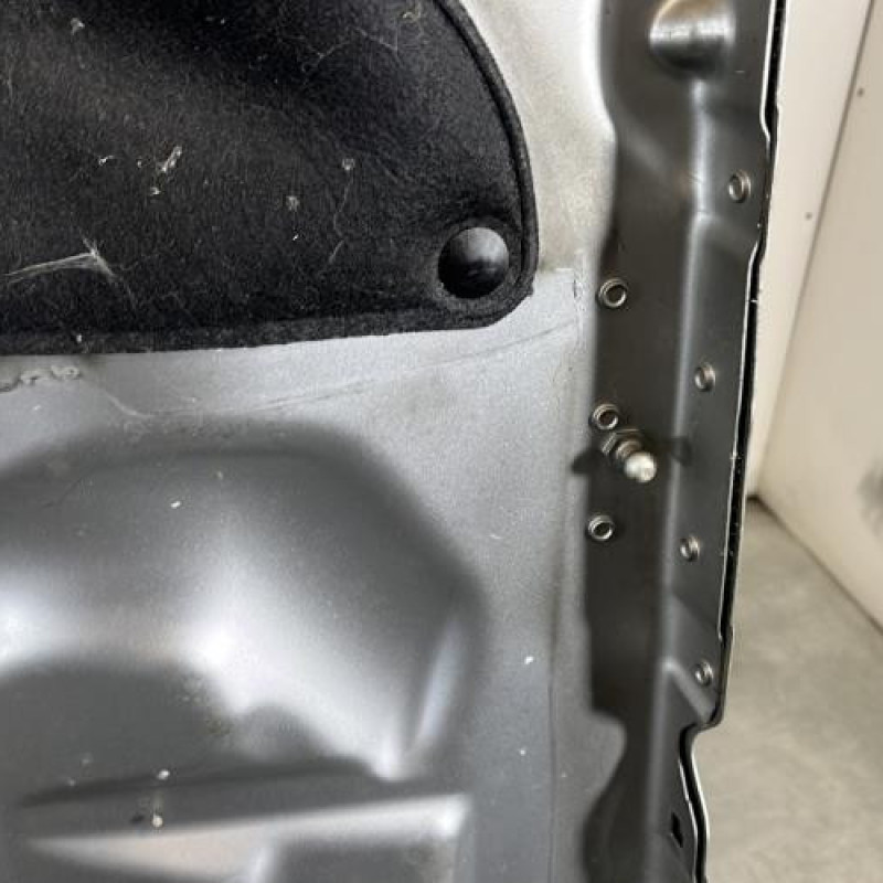 Capot MERCEDES CLASSE E 211 Photo n°9