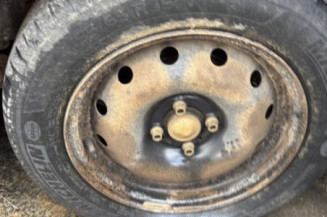 Capot DACIA SANDERO 1