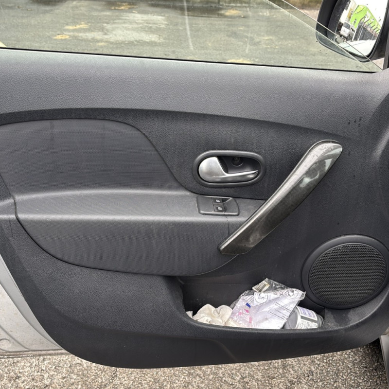 DACIA SANDERO 2 PHASE 2 STEPWAY 1.5 BLUE DCI - 8V TURBO Photo n°10