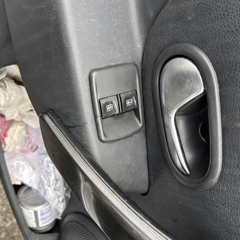 DACIA SANDERO 2 PHASE 2 STEPWAY 1.5 BLUE DCI - 8V TURBO Photo n°11