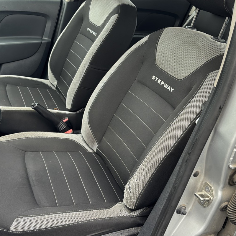 DACIA SANDERO 2 PHASE 2 STEPWAY 1.5 BLUE DCI - 8V TURBO Photo n°12