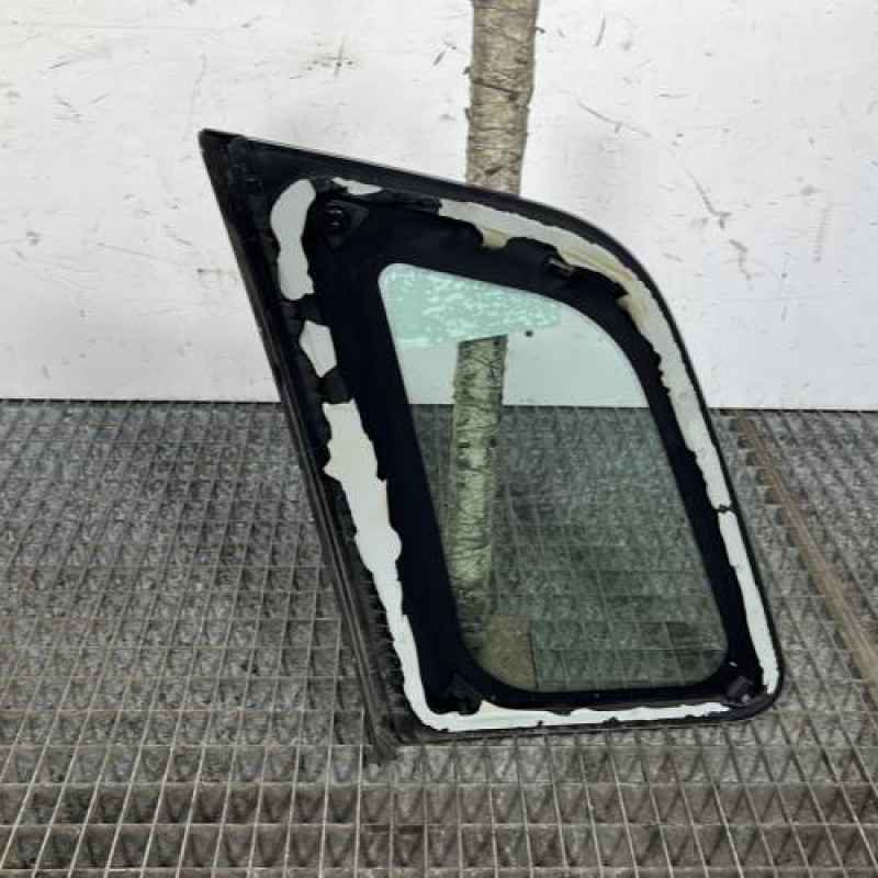 Custode arriere droit FORD FIESTA 5 Photo n°4