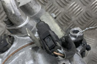 Compresseur clim MERCEDES CLASSE A 169