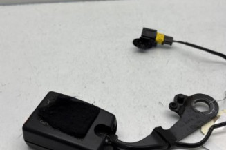 Attache ceinture arriere droit PEUGEOT 5008 1 Photo n°1