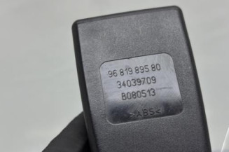 Attache ceinture avant gauche PEUGEOT 5008 1