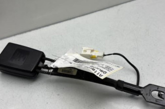 Attache ceinture avant gauche PEUGEOT 5008 1