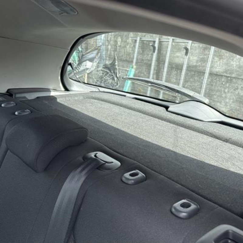 Custode avant gauche (porte) PEUGEOT 308 1 Photo n°17