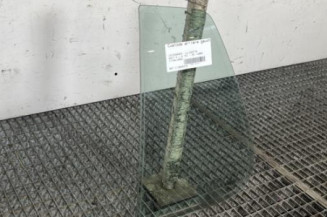 Custode arriere gauche (porte) VOLKSWAGEN GOLF 4