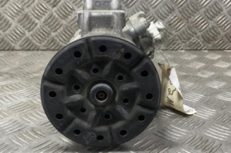 Compresseur clim TOYOTA AVENSIS 3 Photo n°1