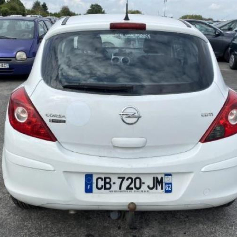 Custode arriere gauche OPEL CORSA D Photo n°7